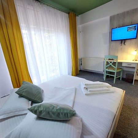 Pensiunea Boema Ploieşti Exteriör bild